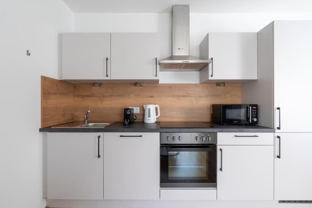 Elegant 1Br Flat With Balcony By Hm Διαμέρισμα Βιέννη Εξωτερικό φωτογραφία