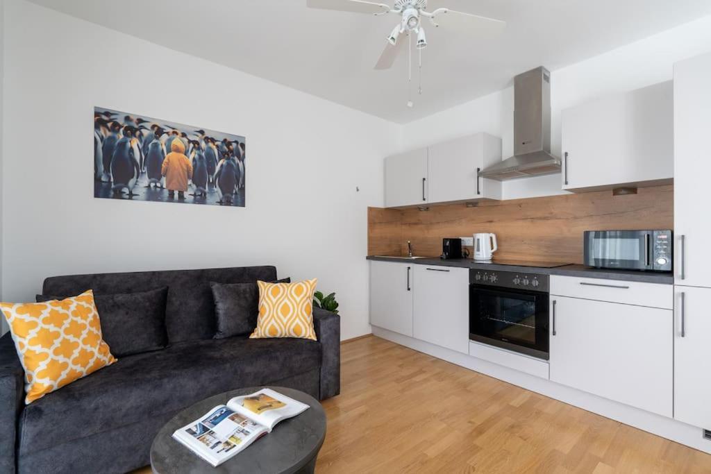 Elegant 1Br Flat With Balcony By Hm Διαμέρισμα Βιέννη Εξωτερικό φωτογραφία