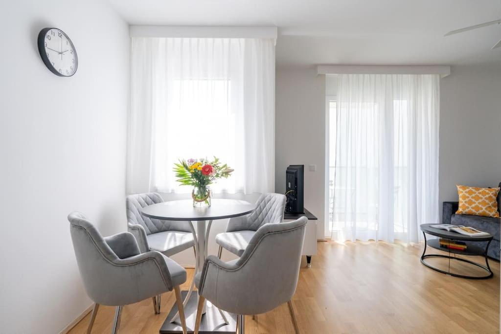 Elegant 1Br Flat With Balcony By Hm Διαμέρισμα Βιέννη Εξωτερικό φωτογραφία